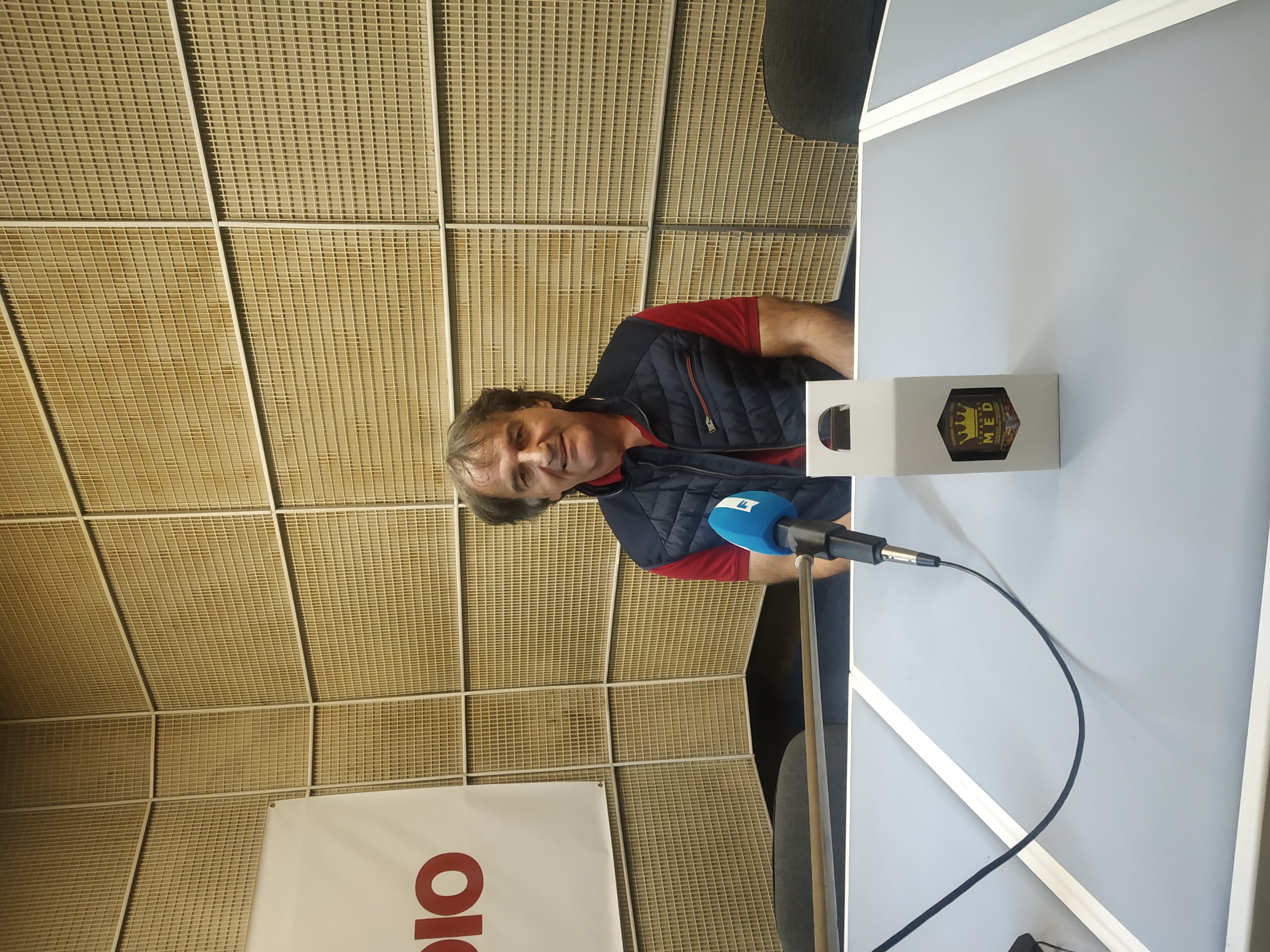 Organski med nema alternativu